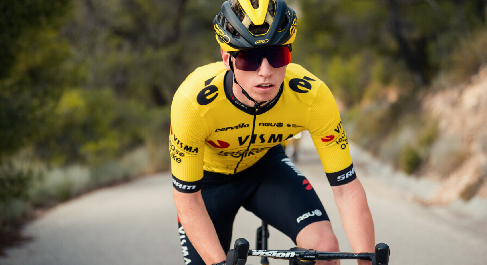 Dirka po Španiji – Britanec Brennan zmagovalec 16. etape; Skupno Enric Mas brez težav prvi, Roglič tretji in Jakob Omrzel šesti